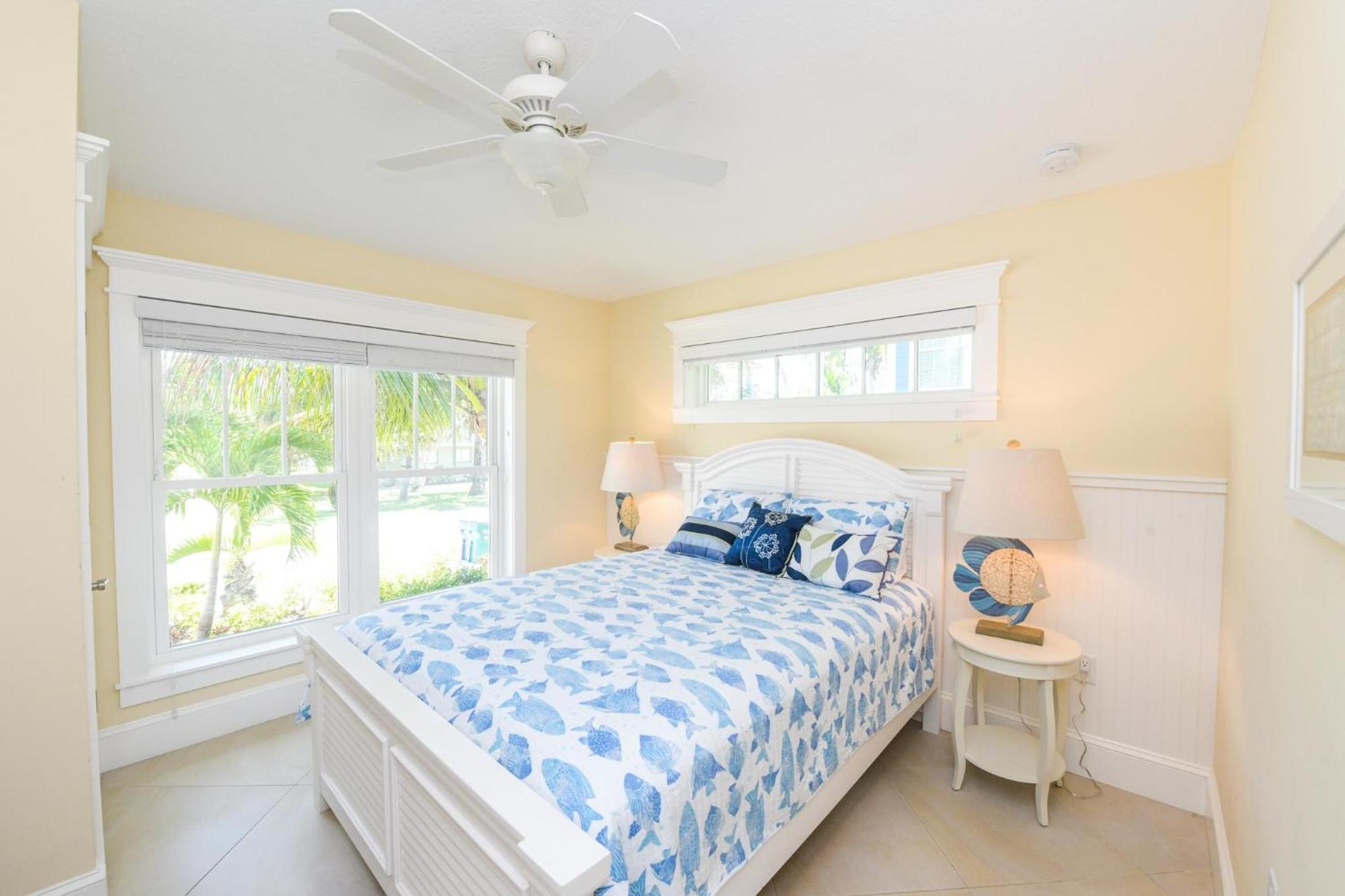 Gulf Breeze Villa Holmes Beach Exterior photo