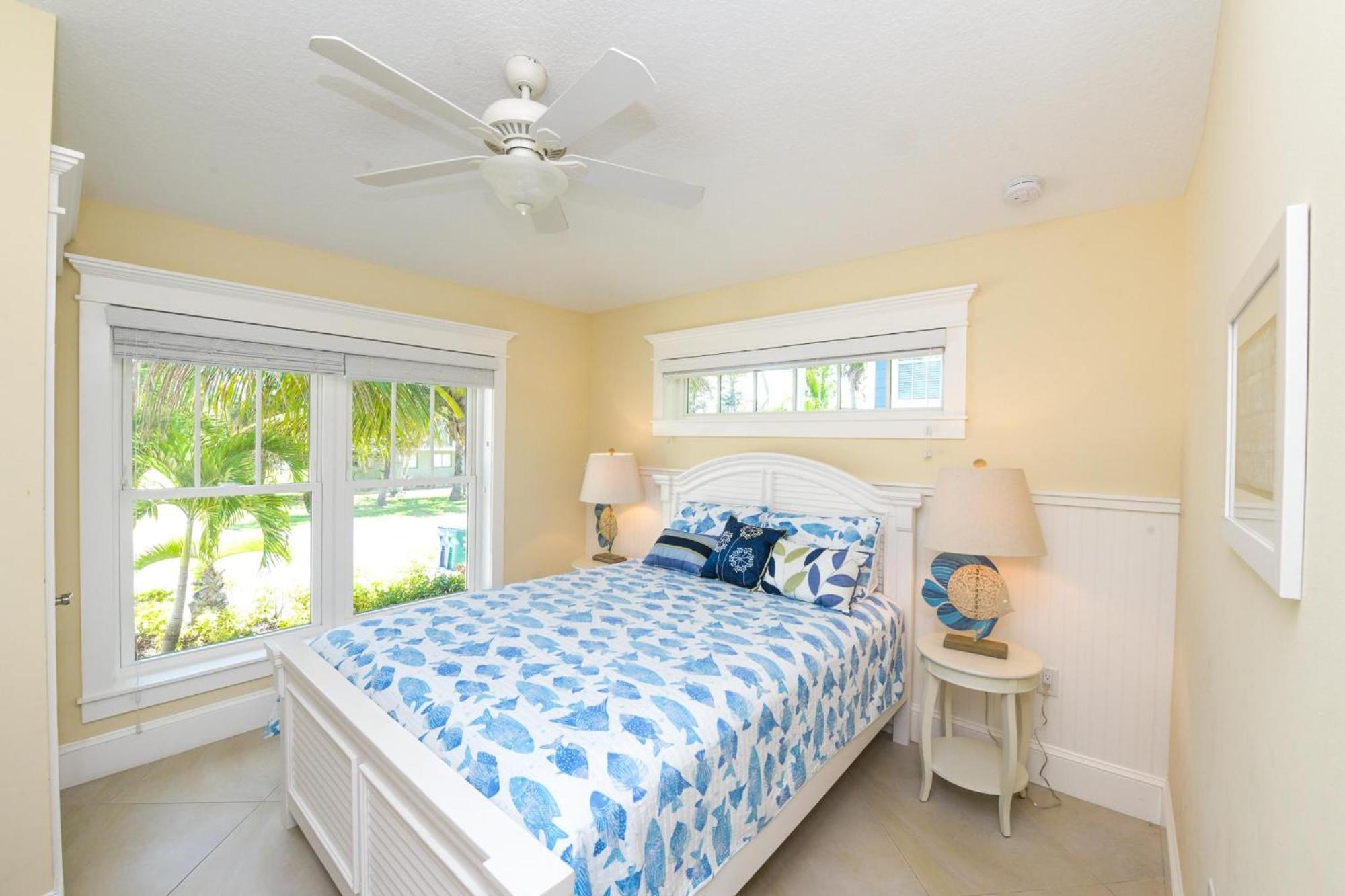 Gulf Breeze Villa Holmes Beach Exterior photo